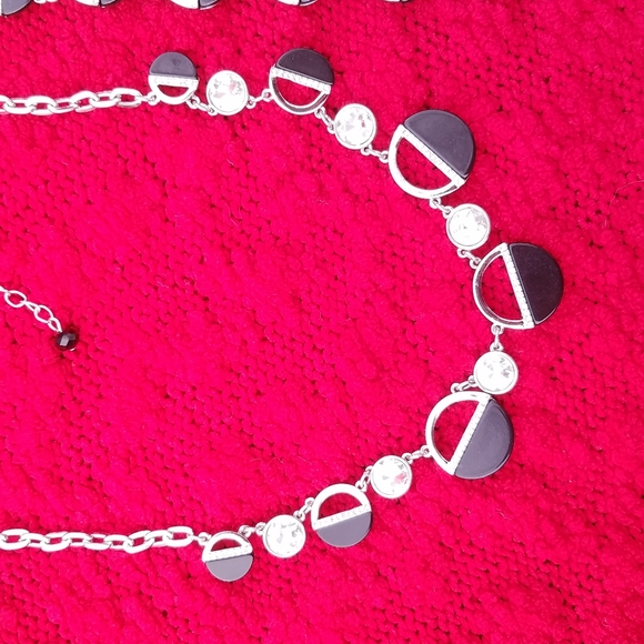 WHBM. necklace and bracelet set Sale - Picture 6 of 6